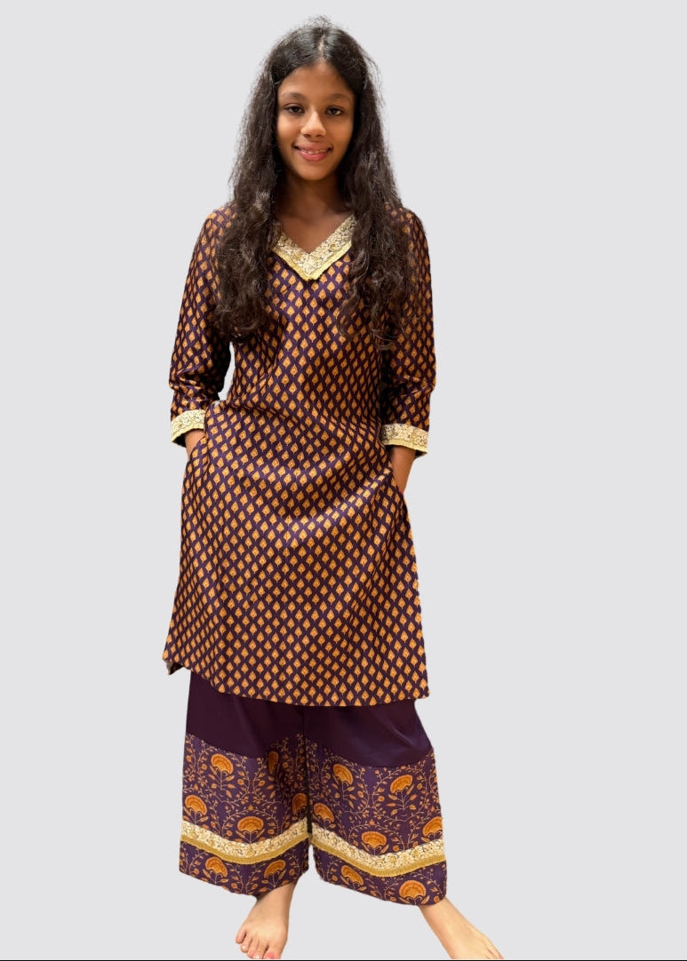 Purple Chanderi Kurta Set with Lace Detailing