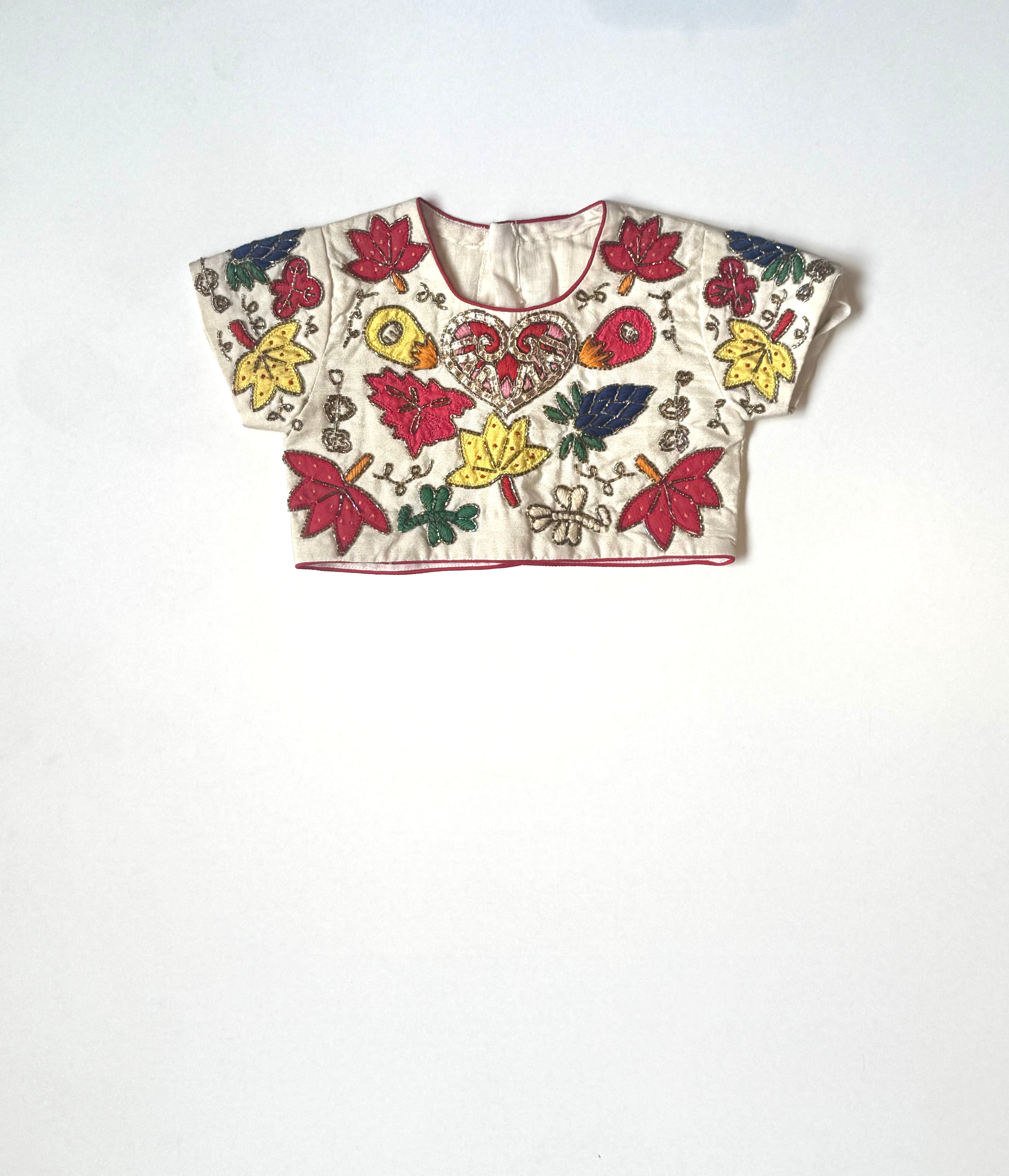 Applique Blouse with Cotton Silk Kali Pants