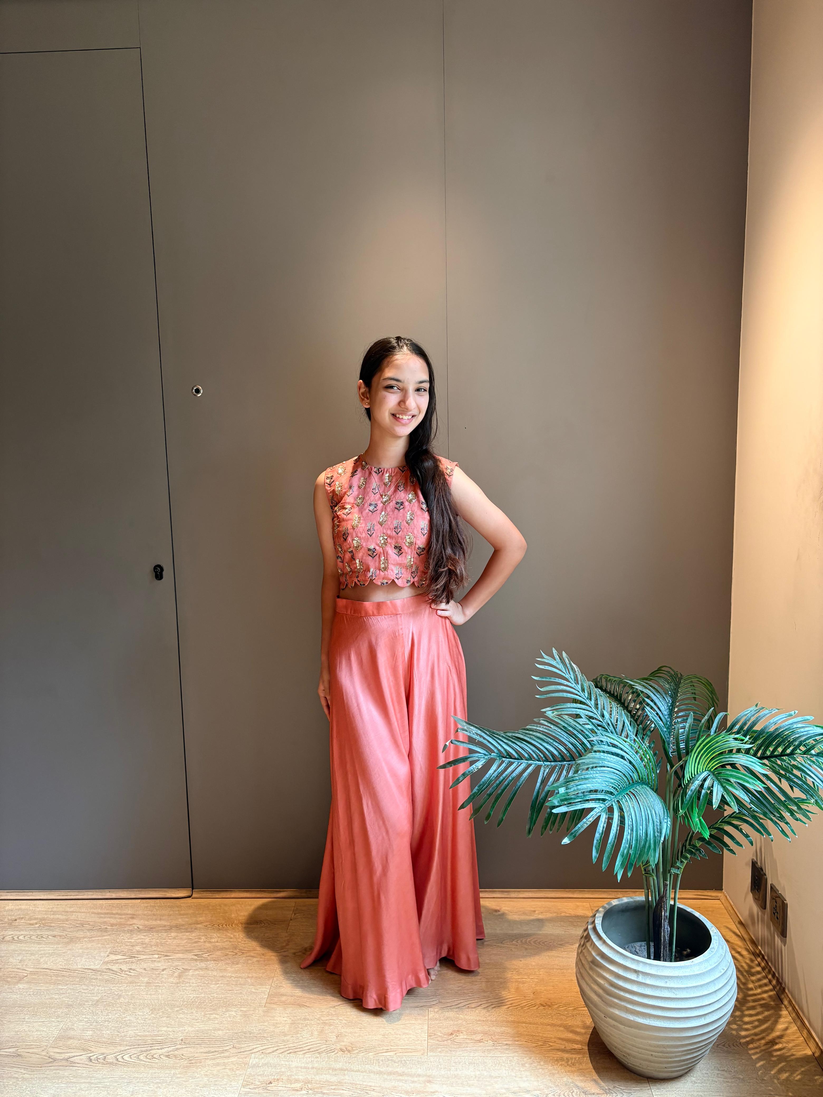 Printed/Highlighted Scallop Bow Top with Plazo Pants